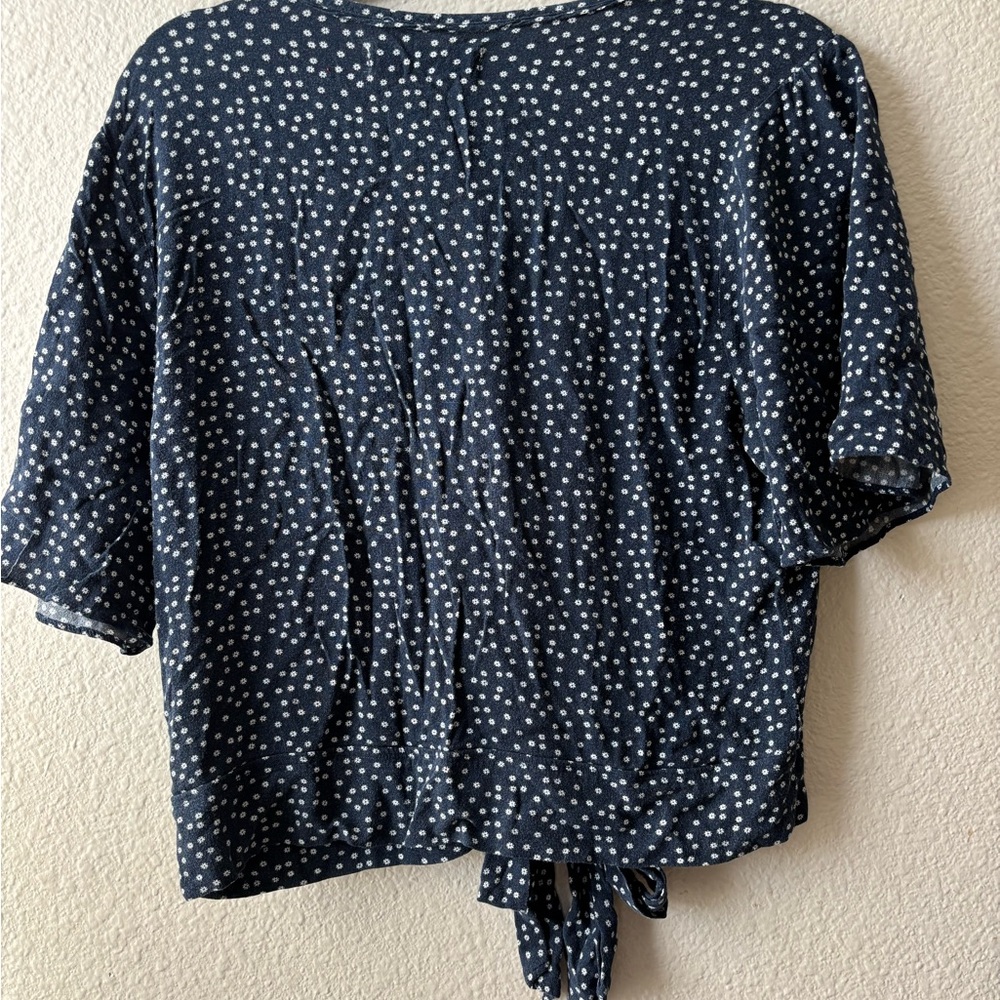 Abercrombie & Fitch Women's Top - Picture 3 of 4